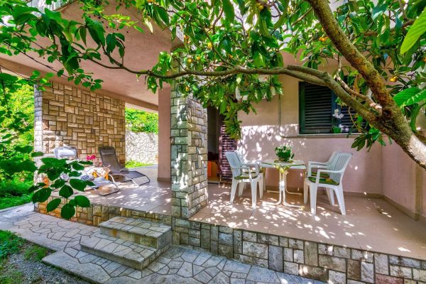 Apartment Julia Selce 4