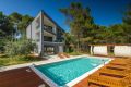 Villa Black and White