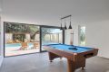 Villa Black and White