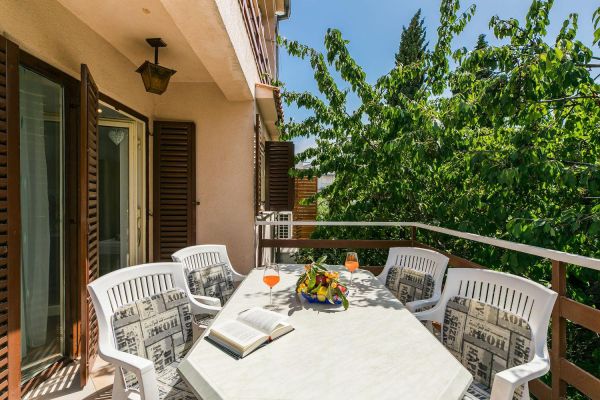 Apartment Julia Selce 1